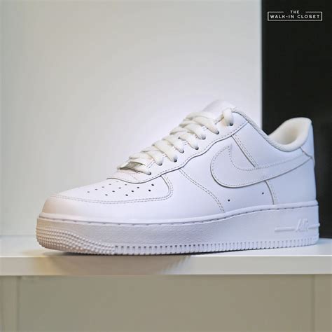 White Air Force 1 (6) 